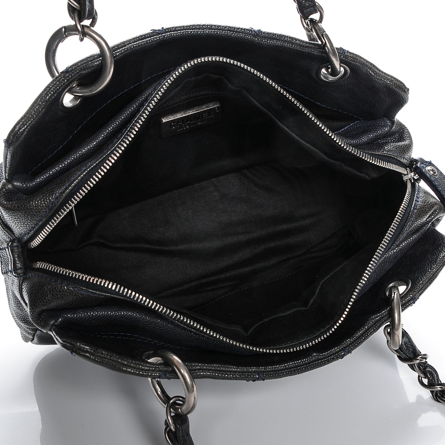Distressed Caviar Outdoor Ligne Tote Navy