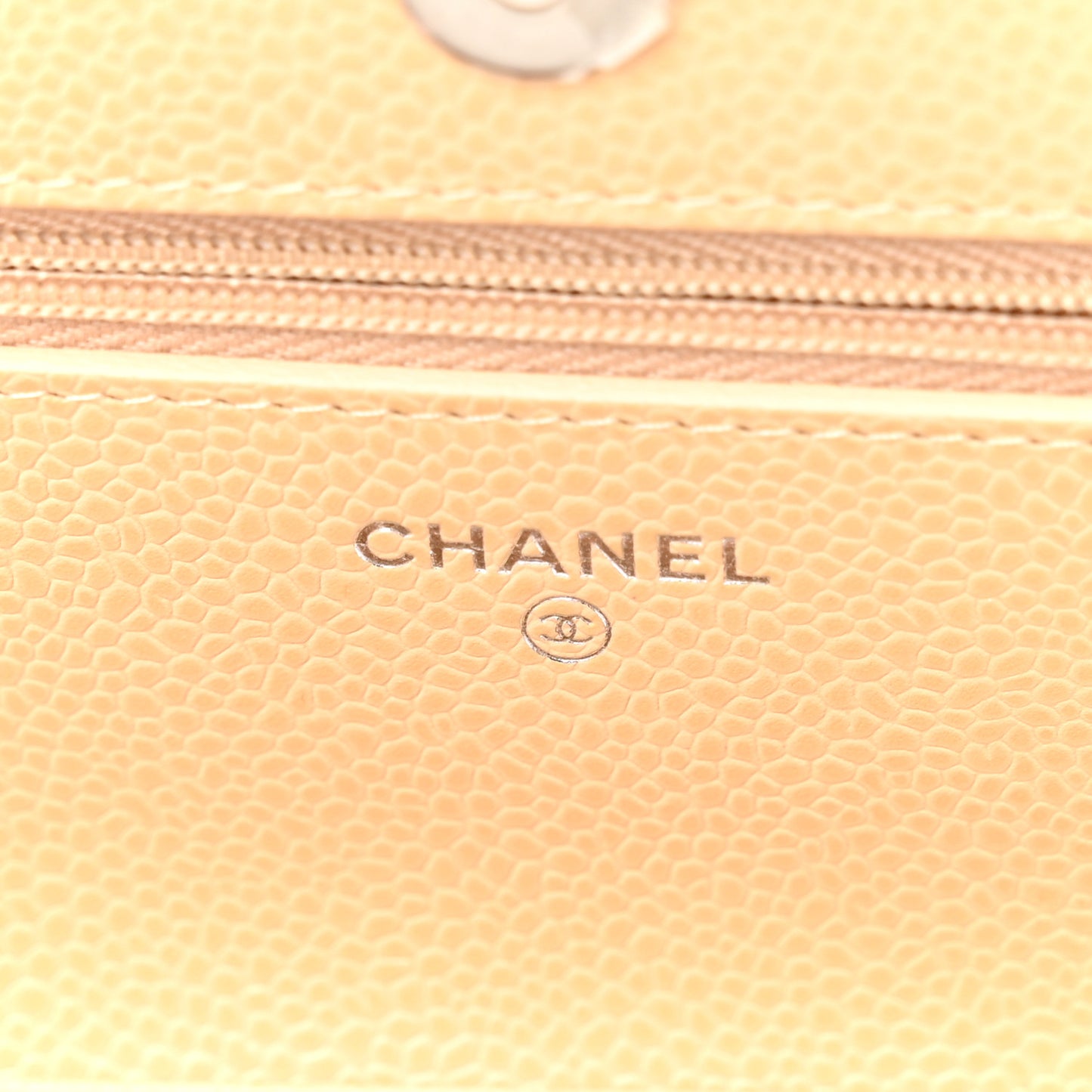 Caviar Quilted Wallet on Chain WOC Beige