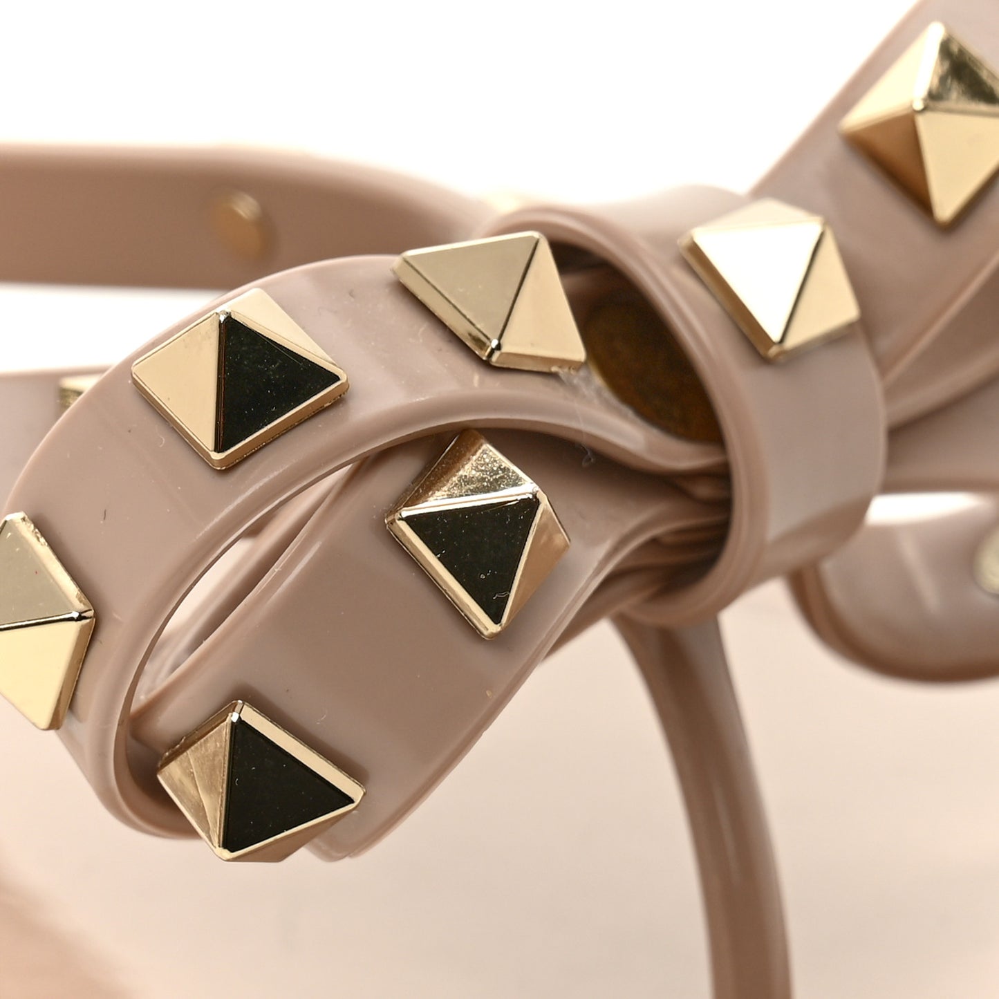 PVC Jelly Rockstud Bow Thong Sandals 40 Poudre