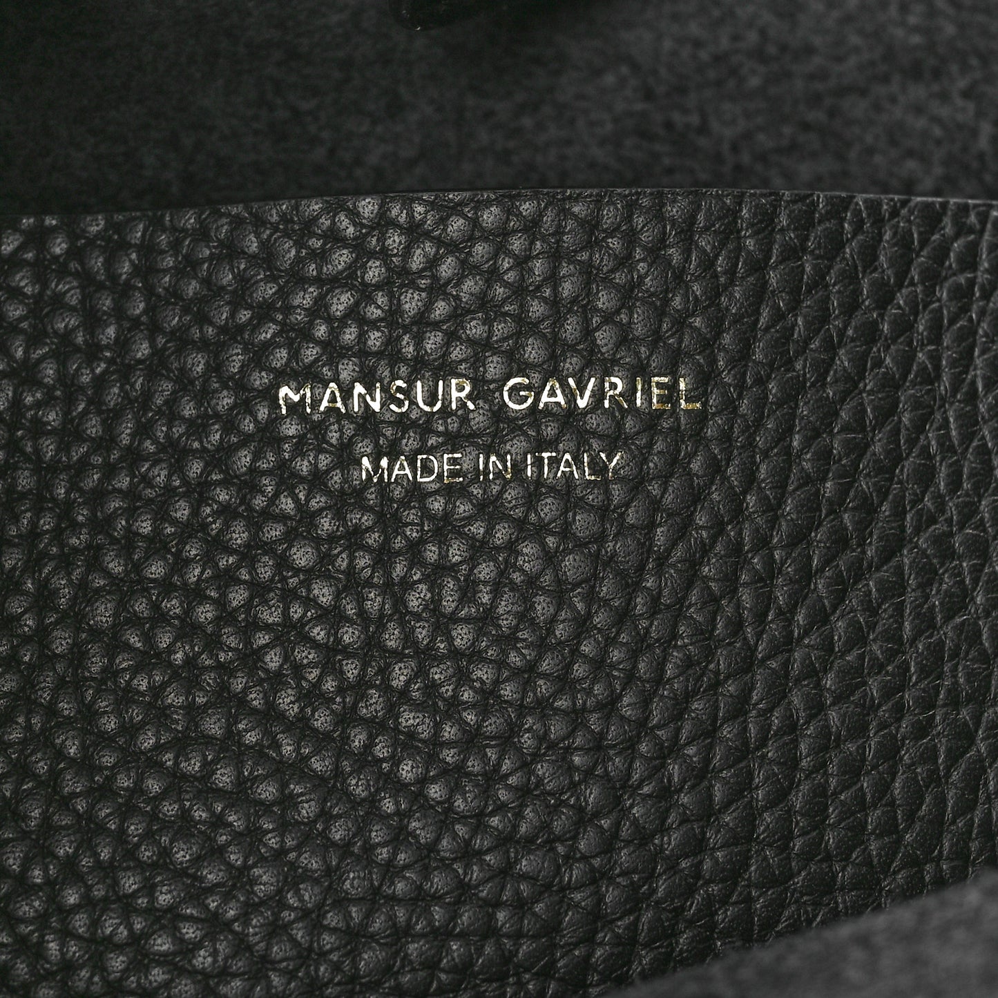 Pebbled Calfskin Everyday Cabas Black