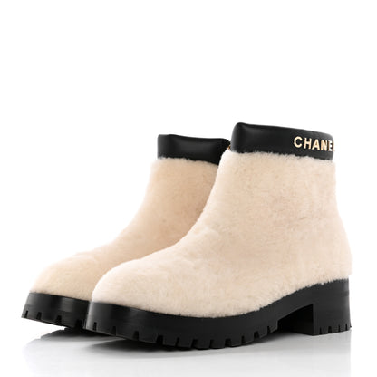 Chanel Shearling Lambskin Logo Ankle Boots 38.5 Ivory Black 3 of 14