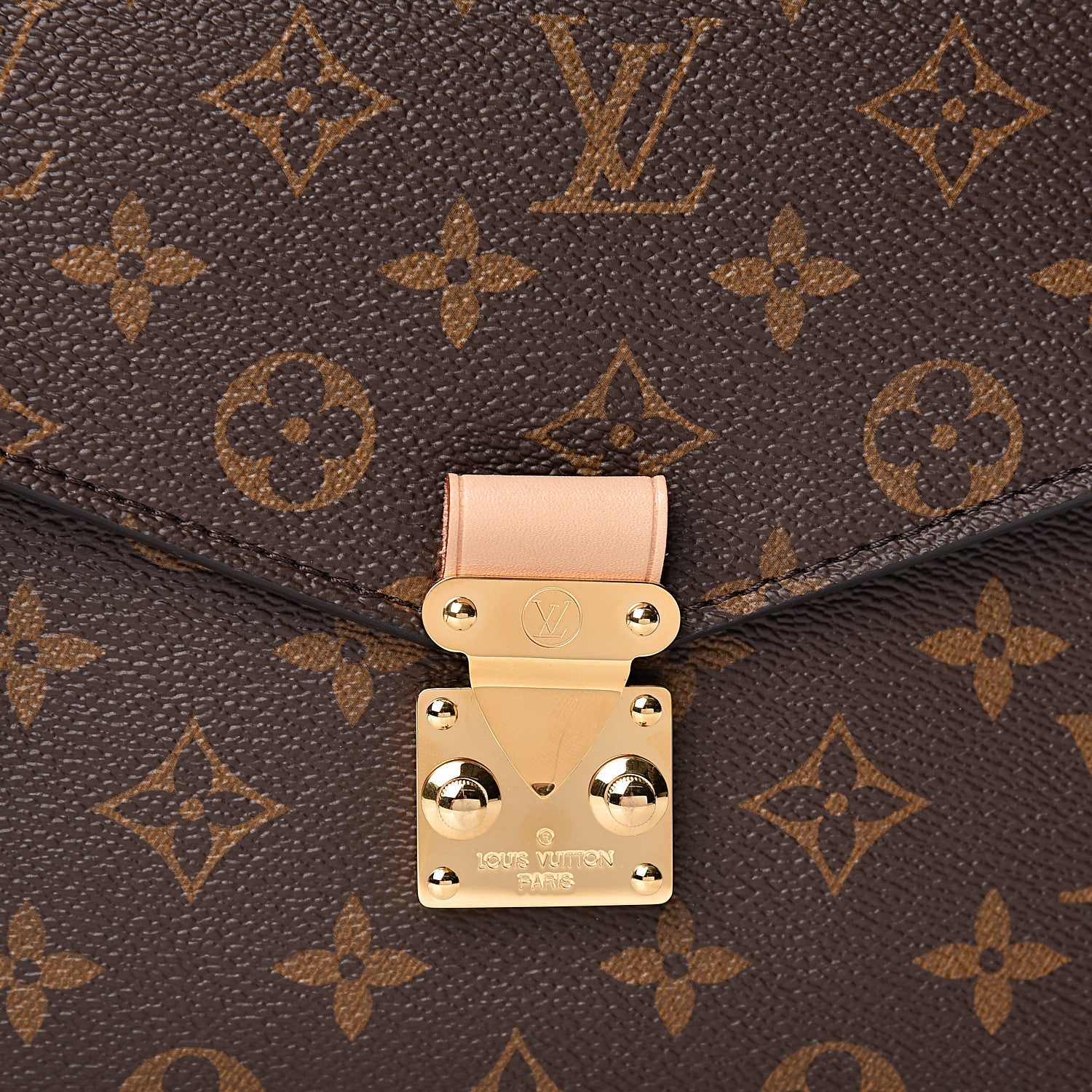 Louis Vuitton Monogram Pochette Metis 8 of 10