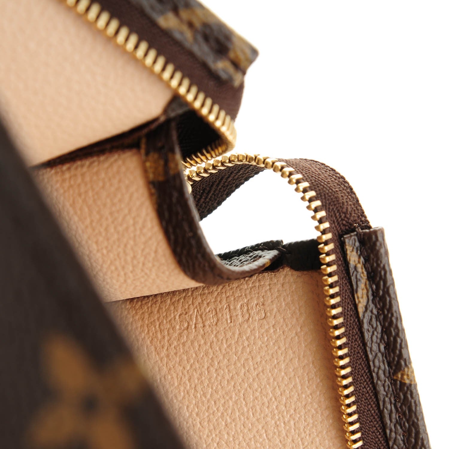 Louis Vuitton Monogram World Tour Toiletry Pouch 26 7 of 7