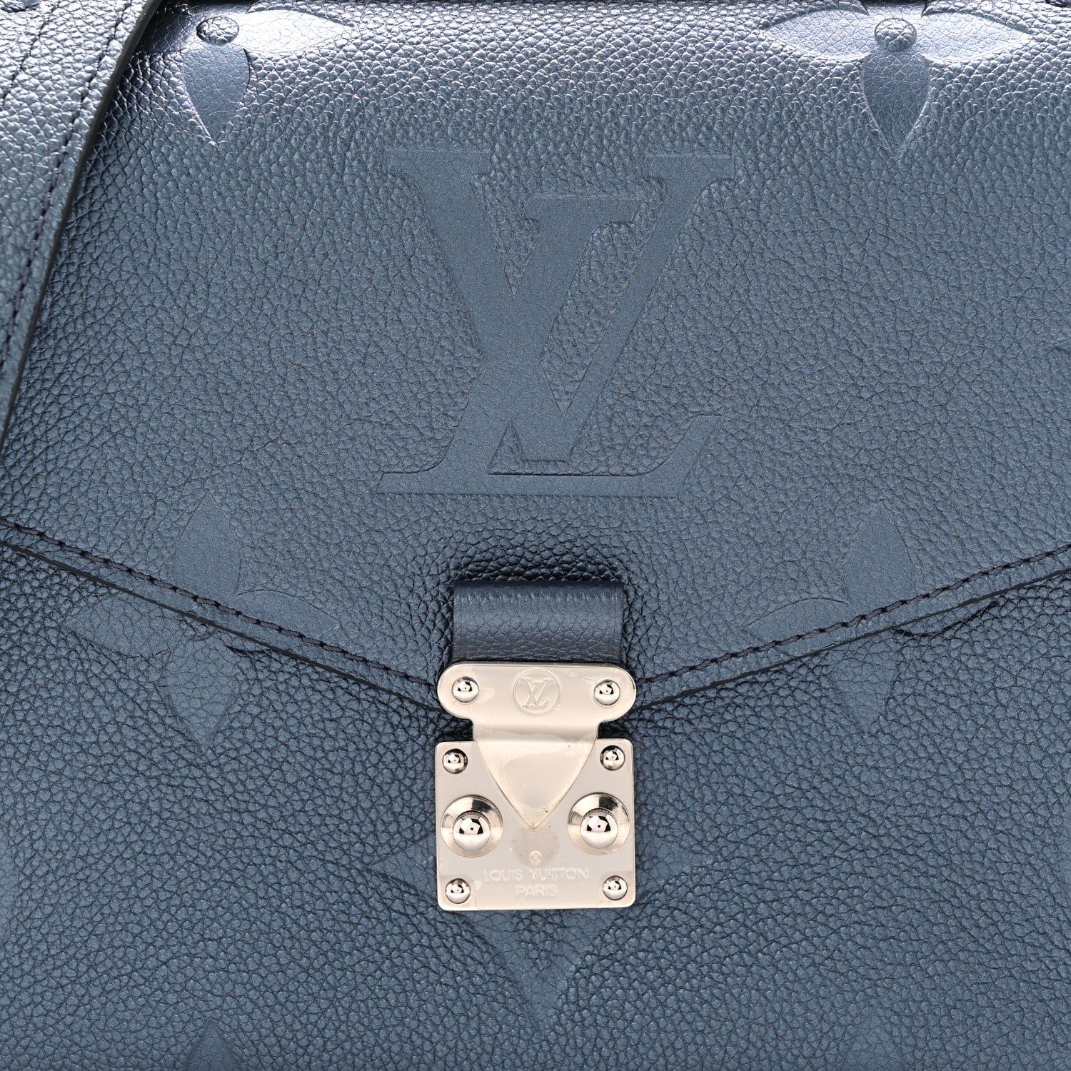 Louis Vuitton Metallic Empreinte Monogram Giant Pochette Metis Navy Nacre 7 of 9