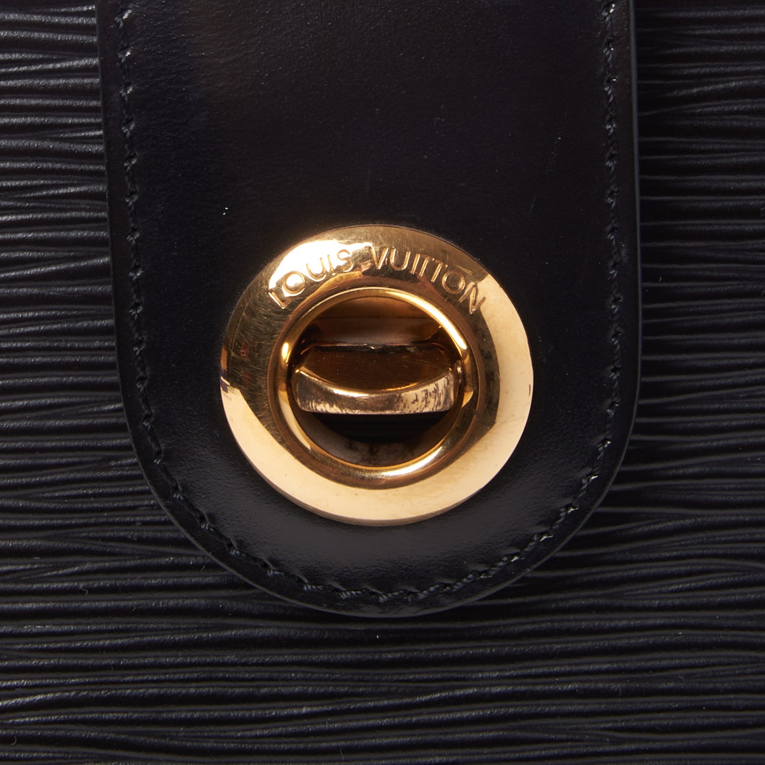 Louis Vuitton Epi Cluny Black 7 of 8