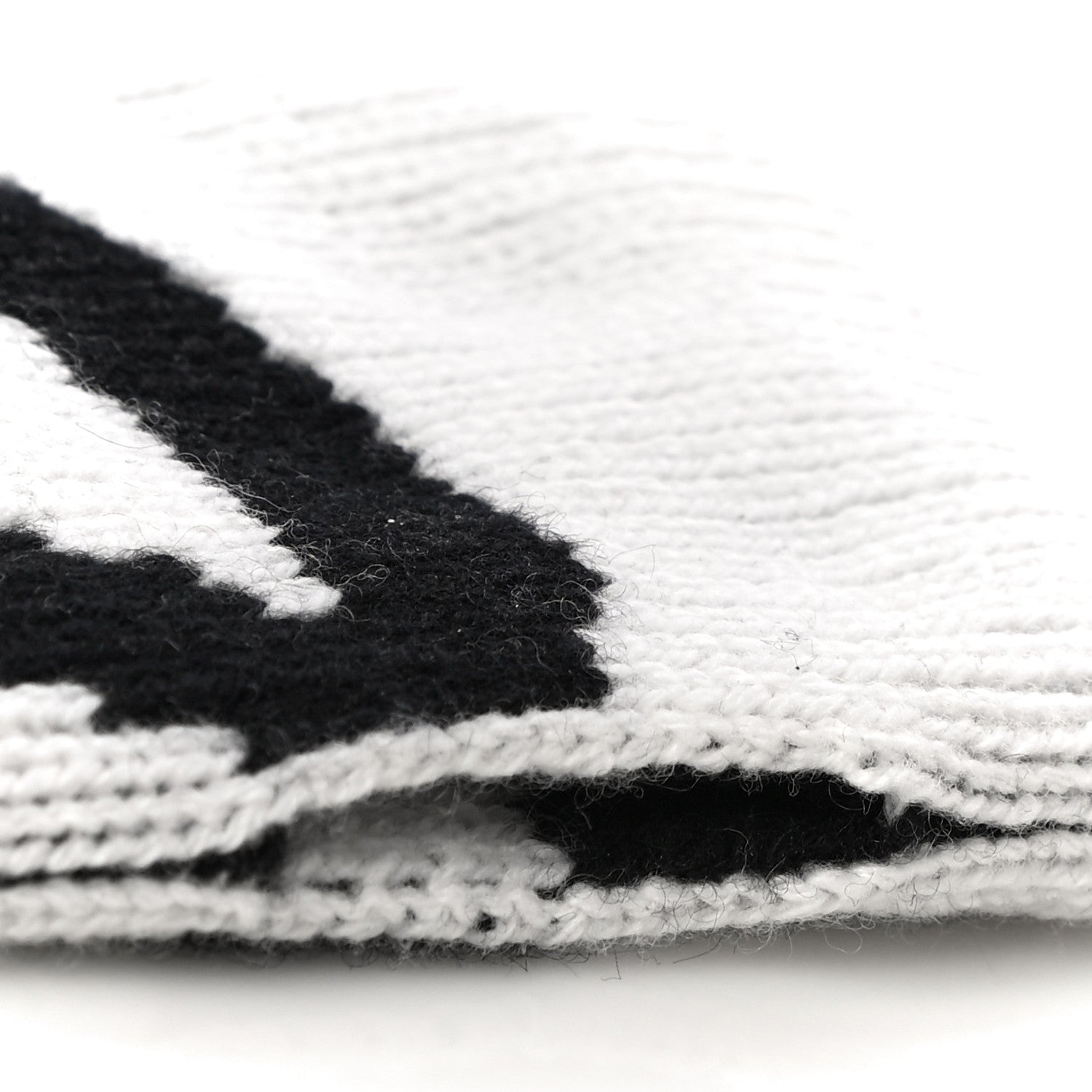 Chanel Cashmere CC Fingerless Gloves White Black 9 of 10