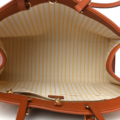 Louis Vuitton Raffia Calfskin Monogram Giant Onthego MM Tan 4 of 4