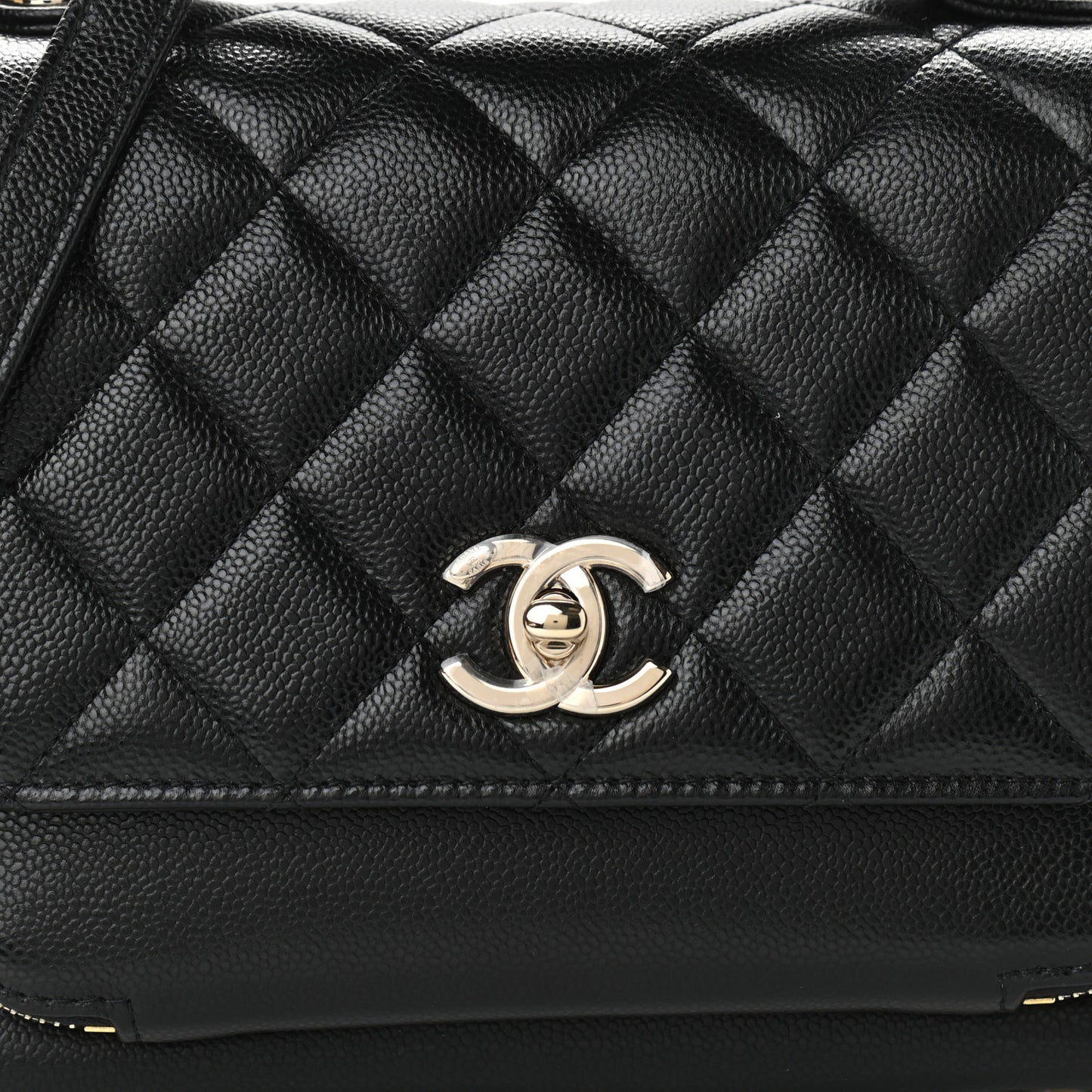 Caviar Quilted Medium Business Affinity Flap Black