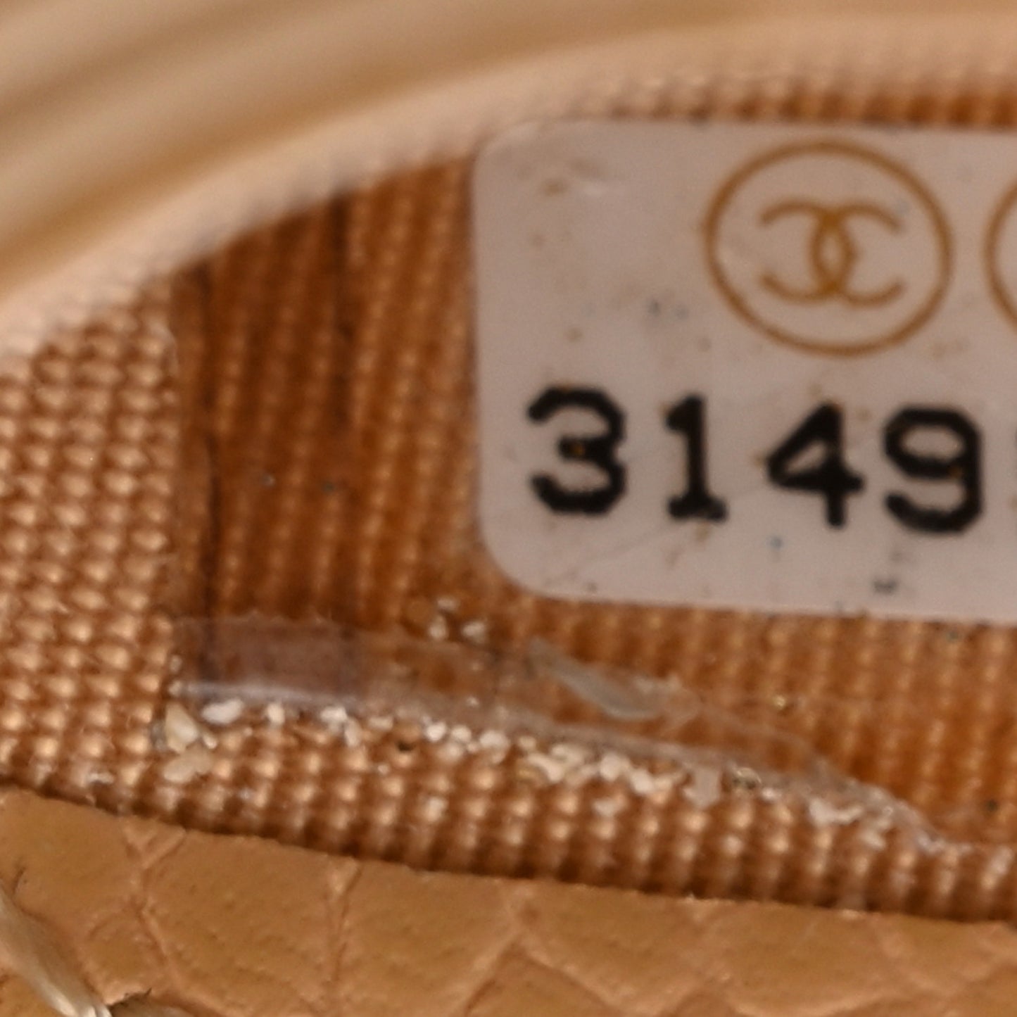 Caviar Quilted Card Holder Beige