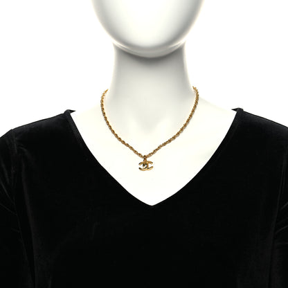 Chanel Metal CC Necklace Gold 2 of 5