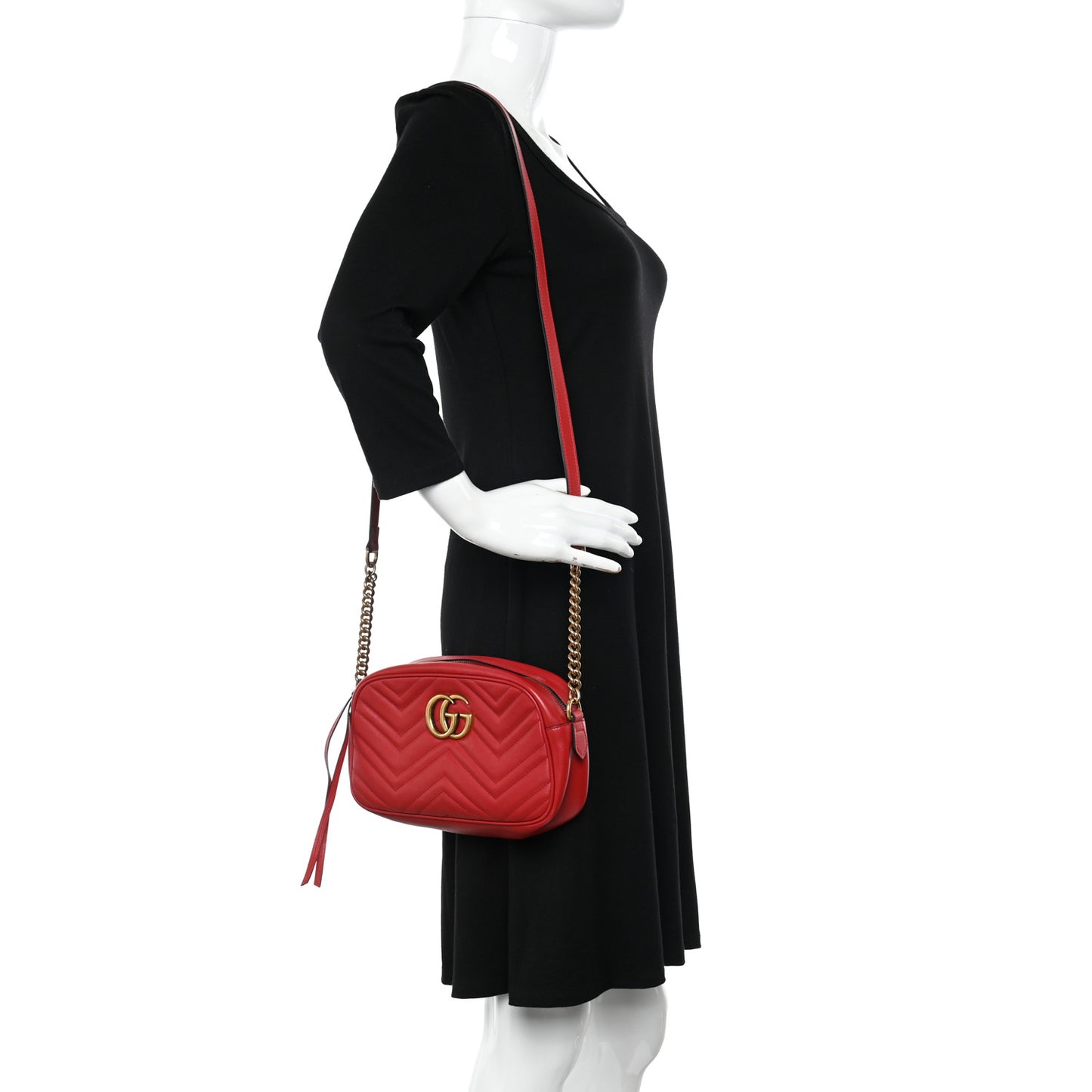 Calfskin Matelasse Small GG Marmont Chain Shoulder Bag Hibiscus Red