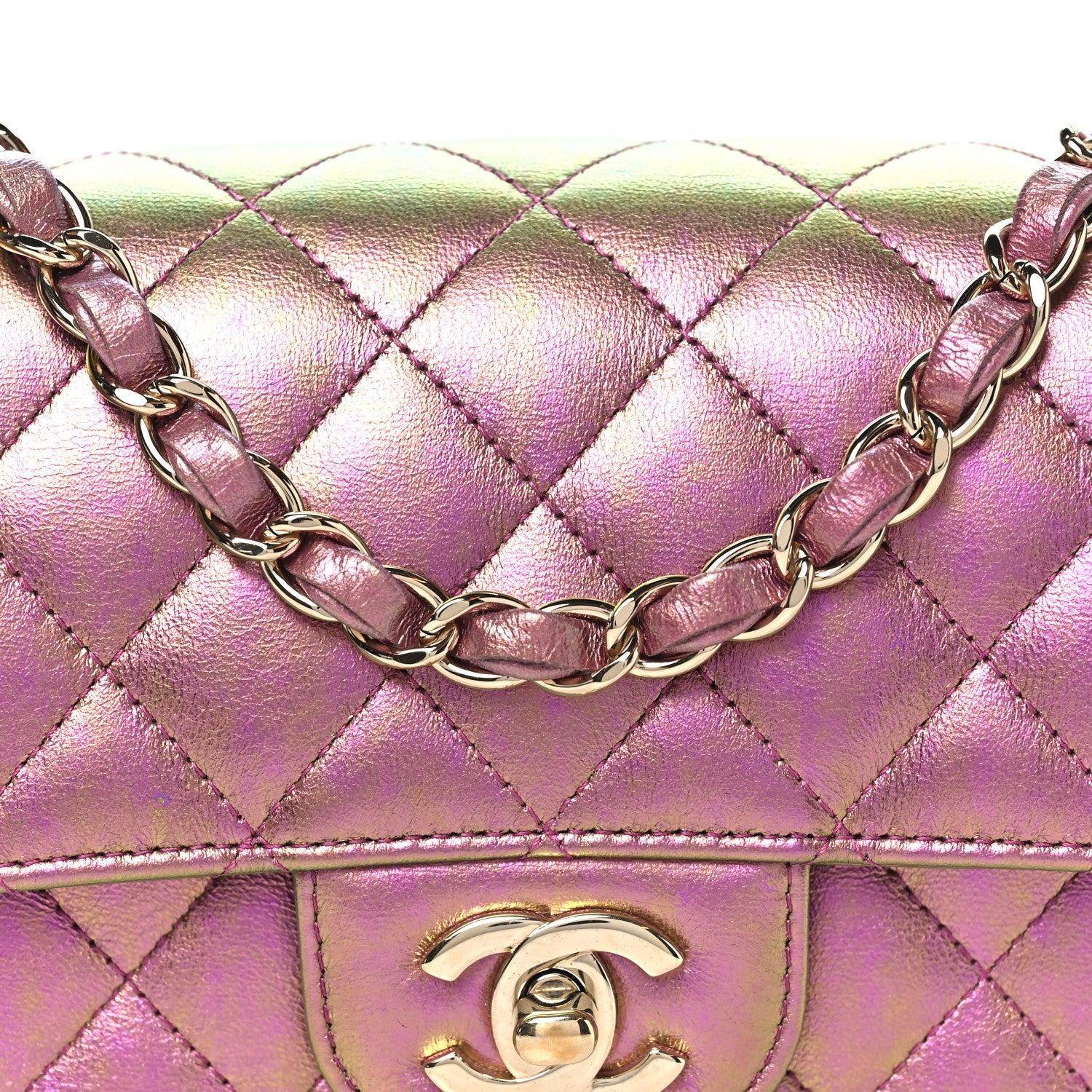 CHANEL - CHANEL✨ﾊﾟｰﾌﾟﾙﾋﾟﾝｸ✨ｼﾞｬｯｹｯﾄ✨訳あり Chanel Iridescent Lambskin Quilted Mini Rectangular Flap Purple