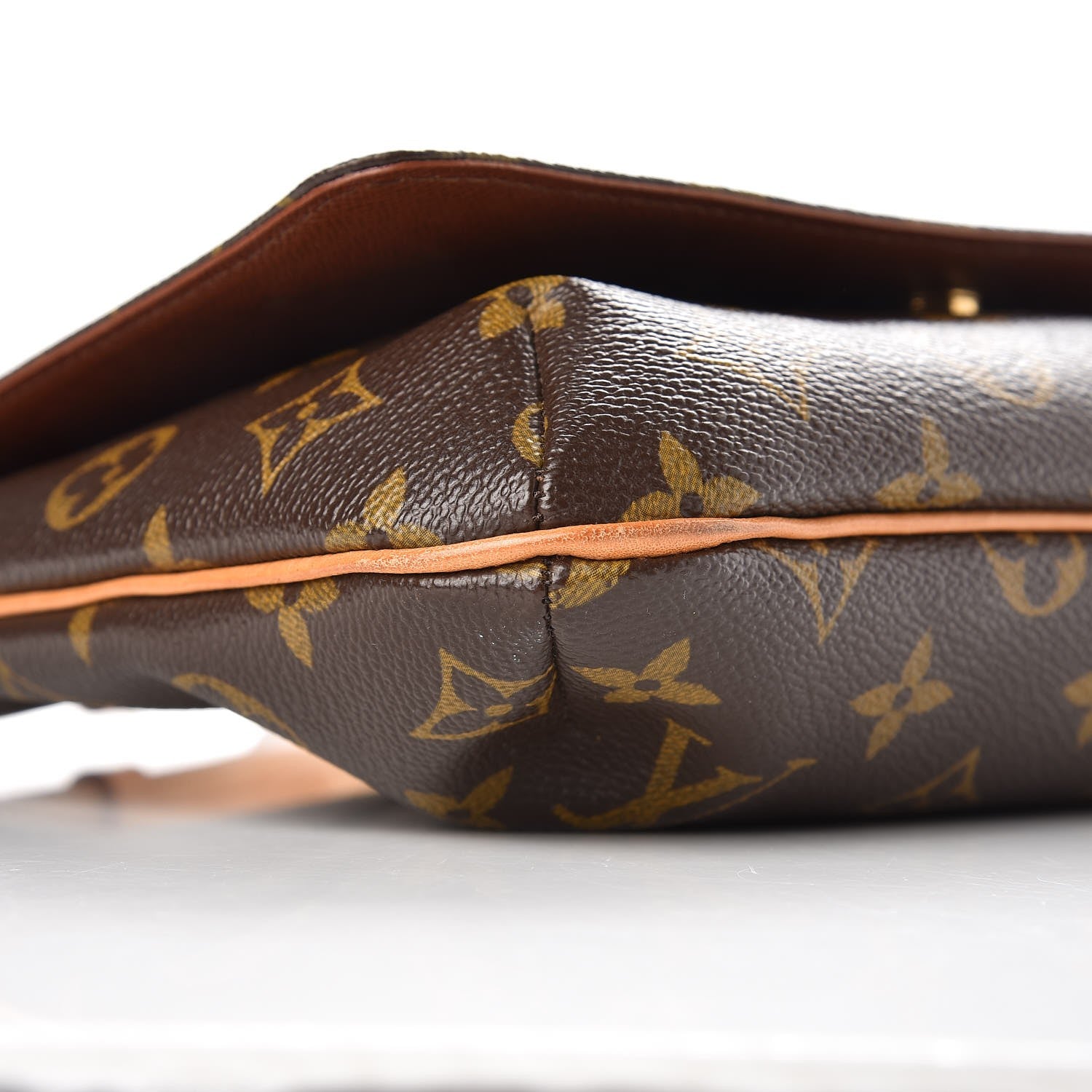 Louis Vuitton Monogram Musette Tango 10 of 11