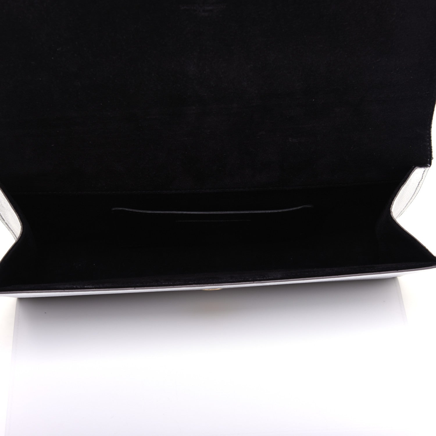Saint Laurent Metallic Calfskin Classic Monogram Cassandre Clutch Argento 5 of 16