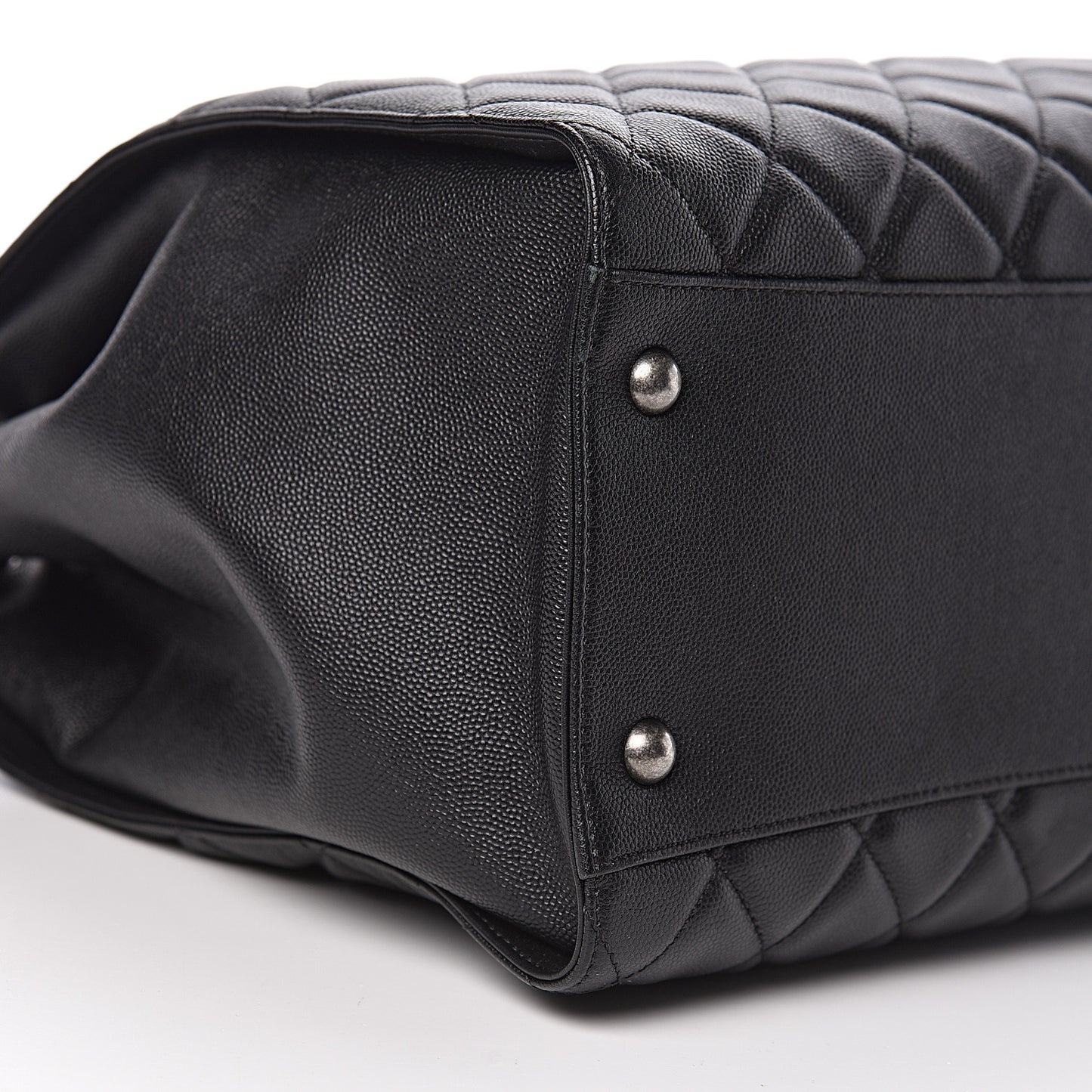 Caviar Quilted Large CC Bucket Bag Black