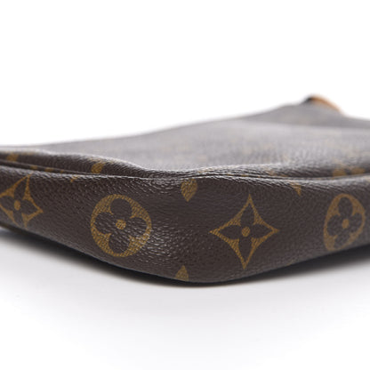 Louis Vuitton Monogram Pochette Accessories 8 of 10