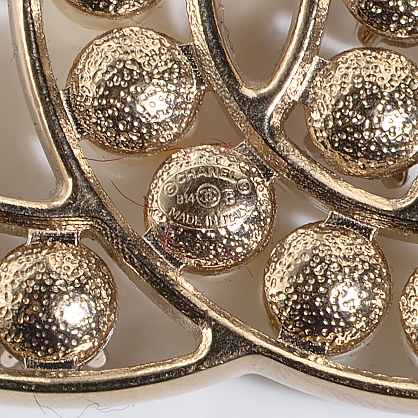 Pearl Crystal CC Brooch Gold