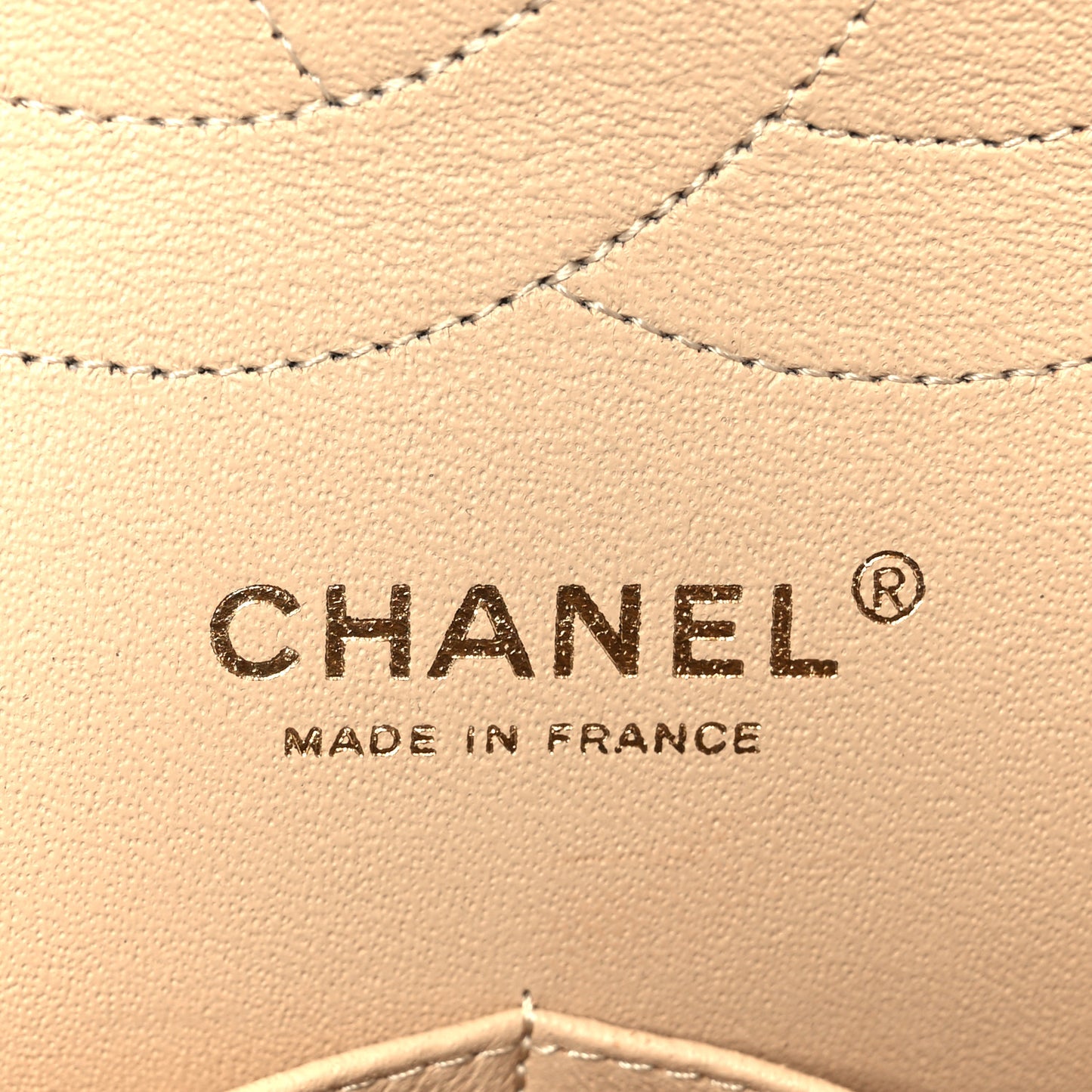Caviar Quilted Jumbo Double Flap Beige Clair