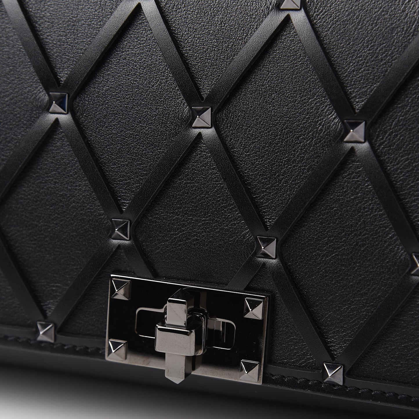 Smooth Calfskin Quilted Beehive Shoulder Bag Black