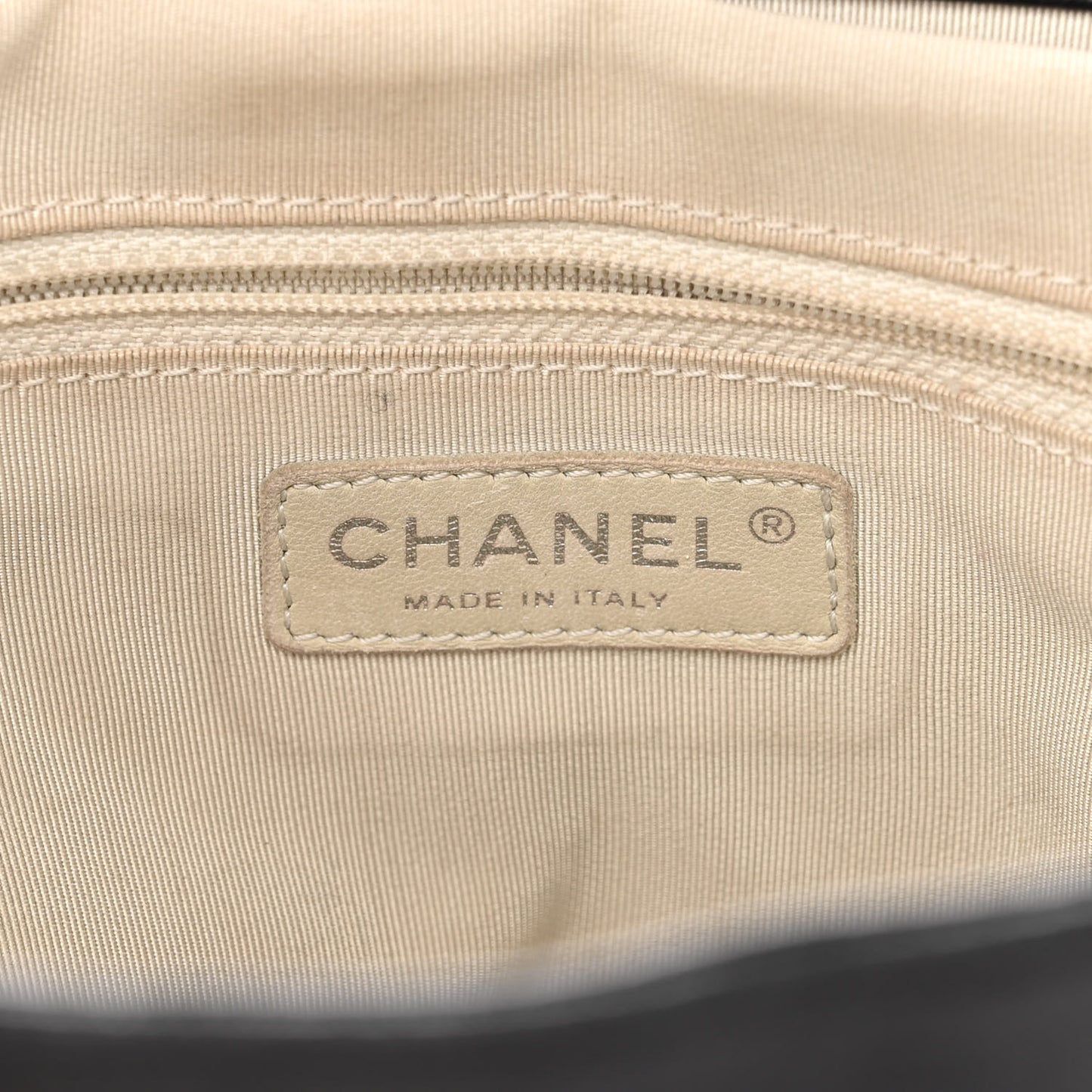 Washed Lambskin Quilted Large Chain Around Messenger Black