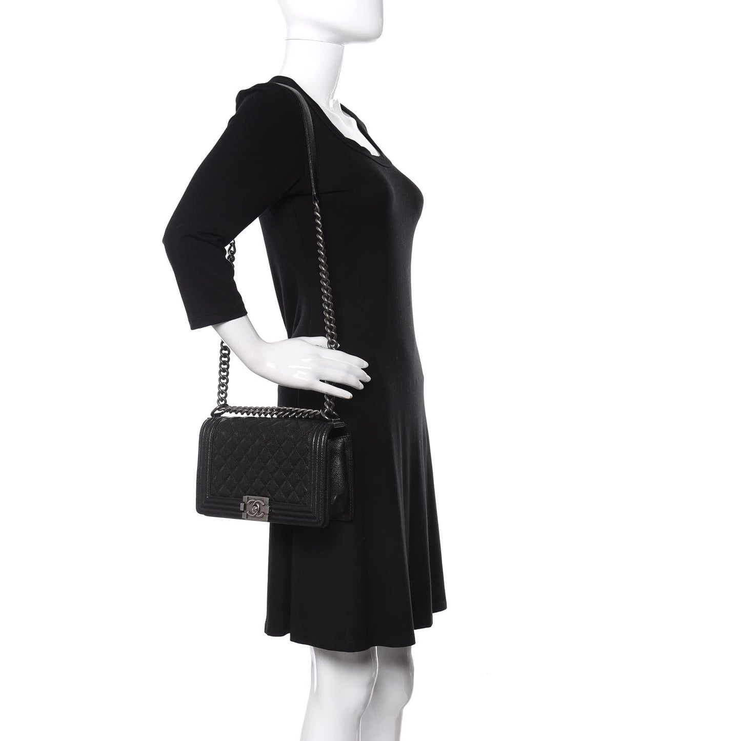 Caviar Quilted Medium Boy Flap Black