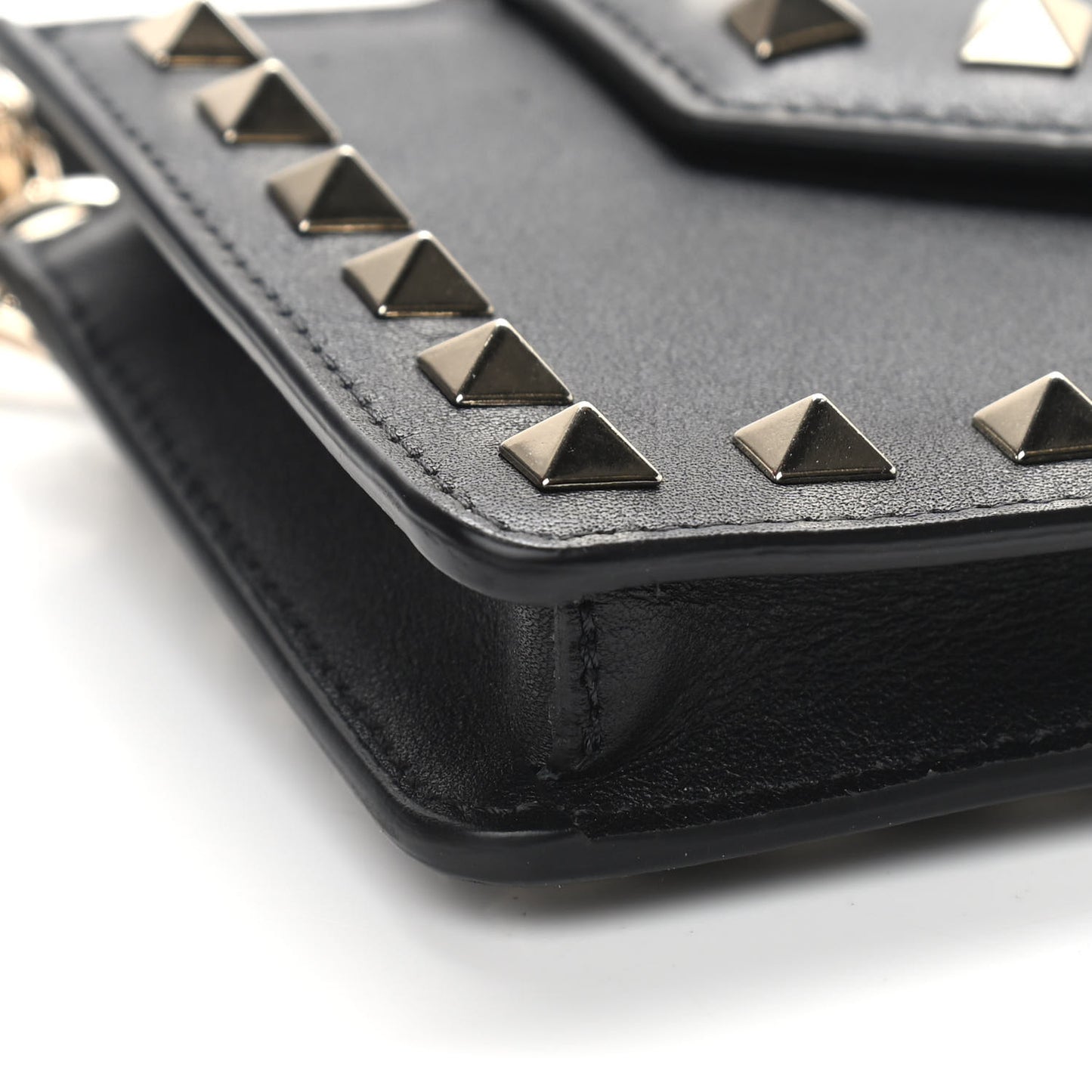 Calfskin Rockstud Phone Case With Chain Black