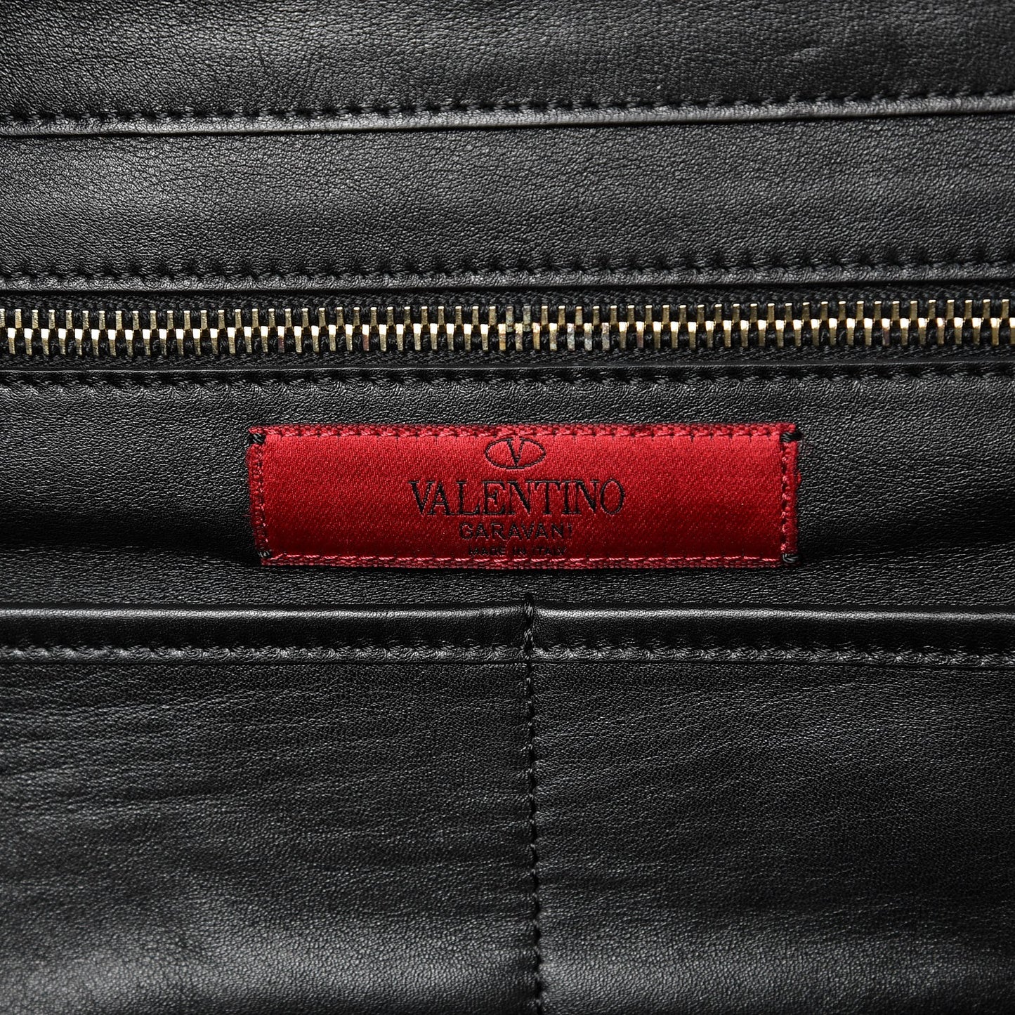 Vitello Medium Rockstud Tote Black
