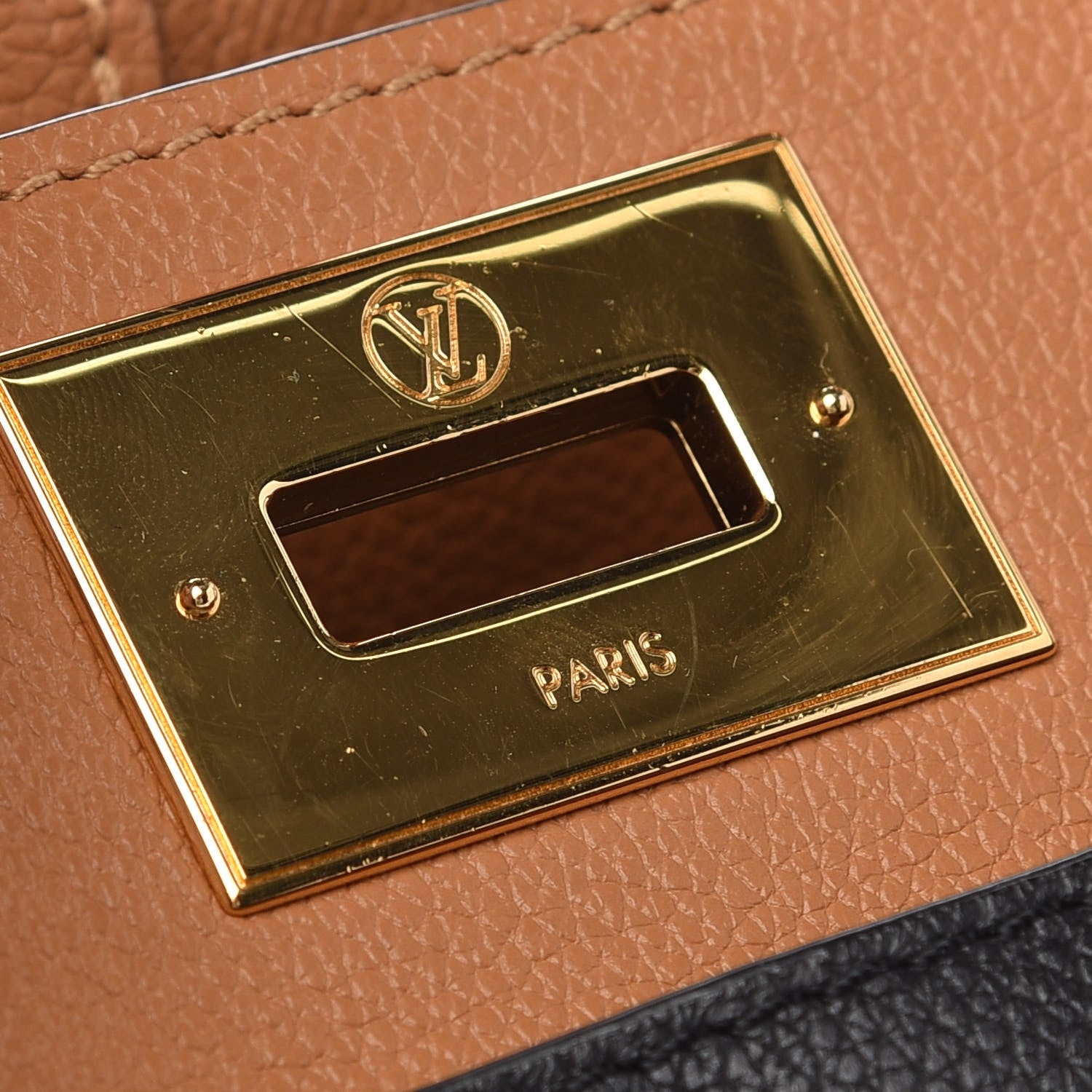 Louis Vuitton Calfskin Monogram On My Side Black 11 of 29