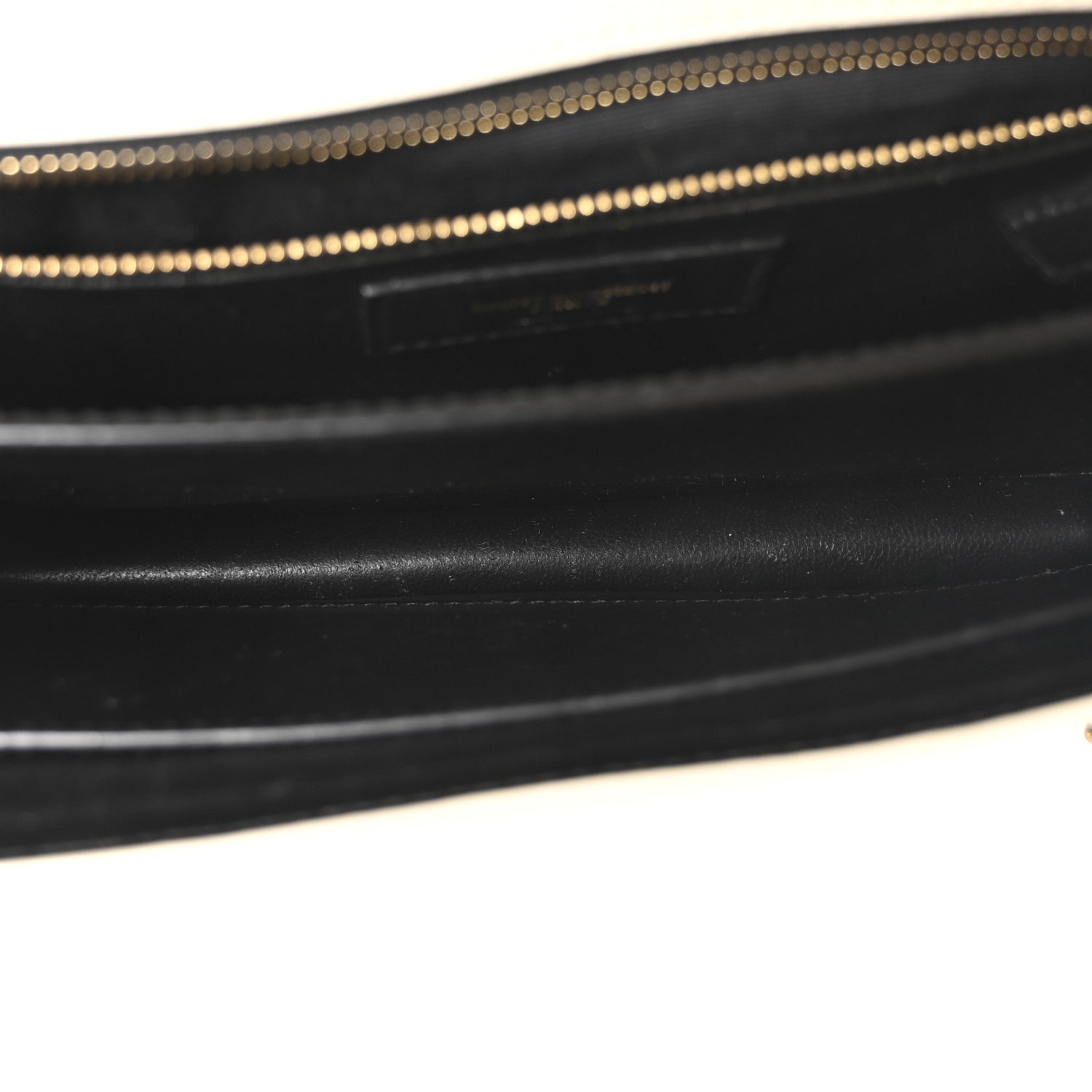 Saint Laurent Grain De Poudre Monogram Cassandra Clasp Bag Crema Soft 5 of 10