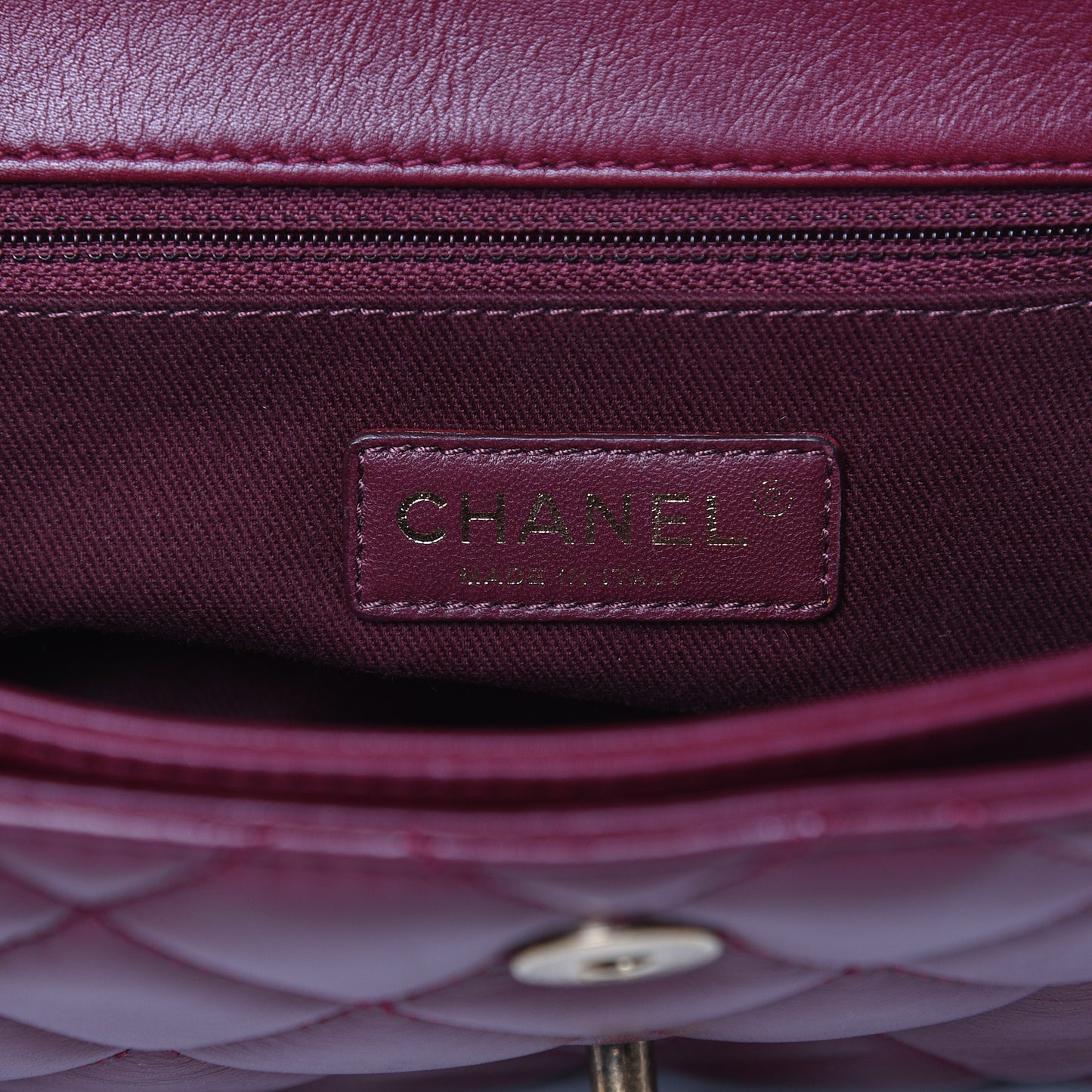 Calfskin Perfect Edge Medium Flap Burgundy