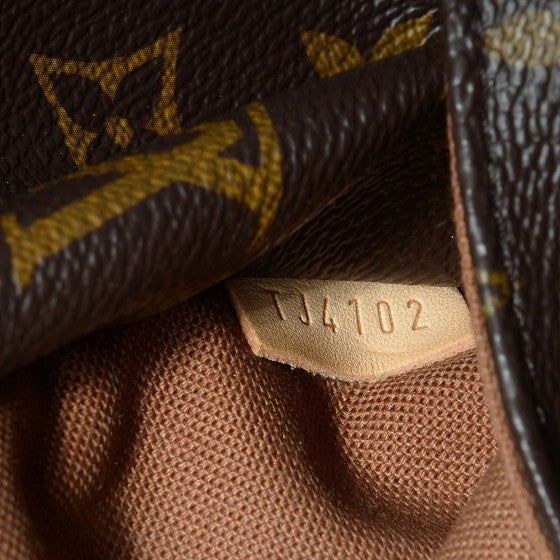 Louis Vuitton Monogram Totally MM 6 of 7