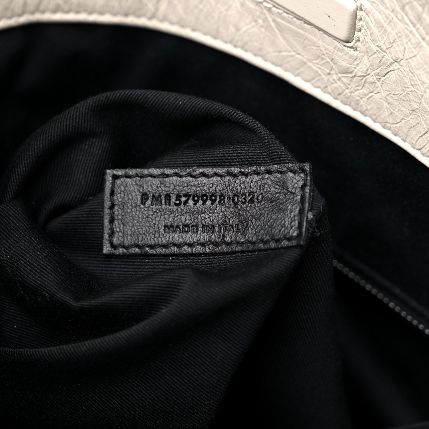 Saint Laurent Crinkled Calfskin Matelasse Monogram Large Niki Shopper Tote Cream Soft 7 of 17