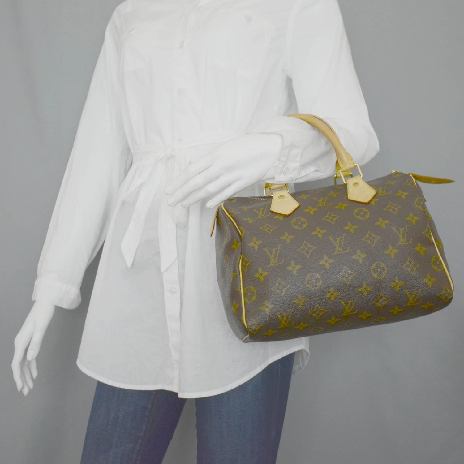 Louis Vuitton Monogram Speedy 25 2 of 12