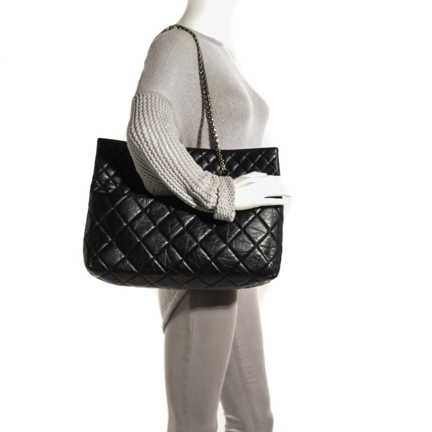 Chanel Aged Calfskin Reissue 2.55 Tote Black 2 of 7