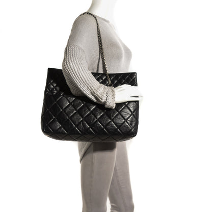 Chanel Aged Calfskin Reissue 2.55 Tote Black 2 of 7