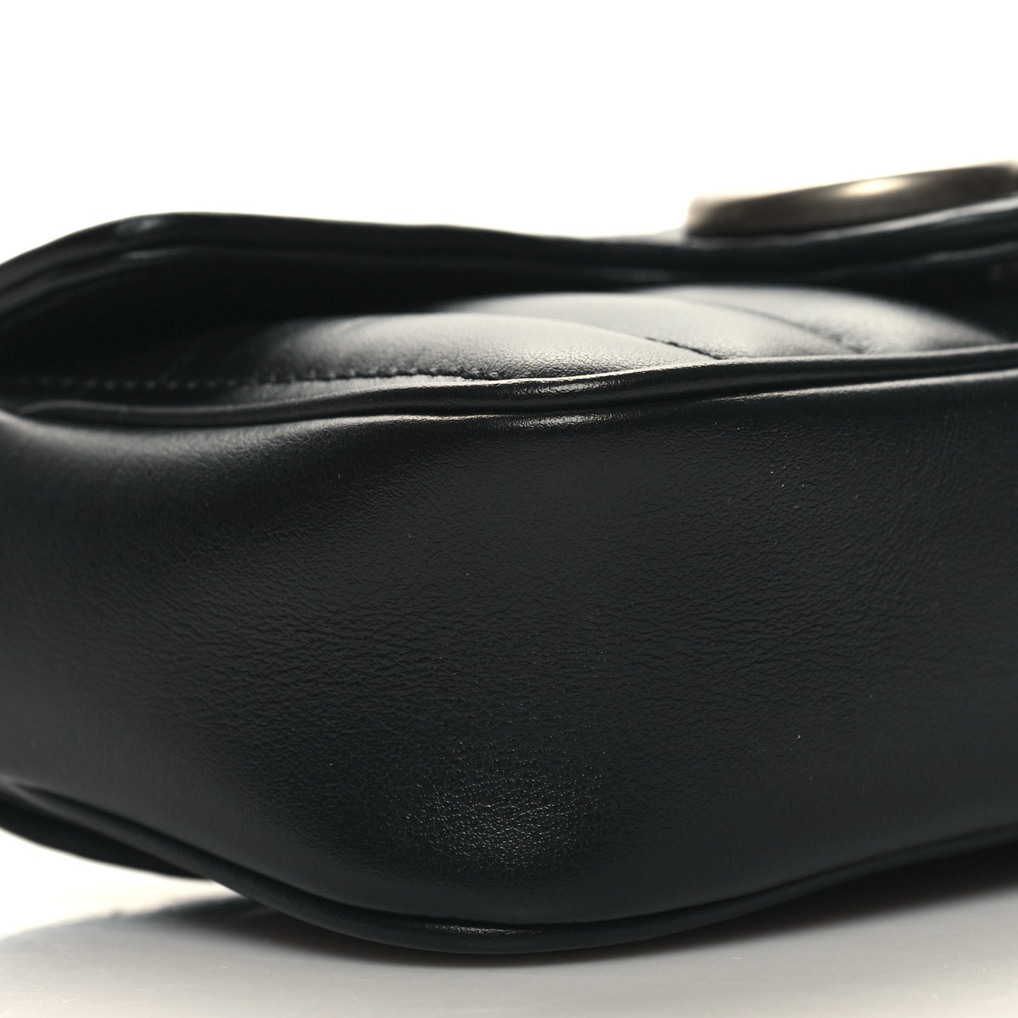 Calfskin Matelasse Aria Super Mini GG Marmont Shoulder Bag Black