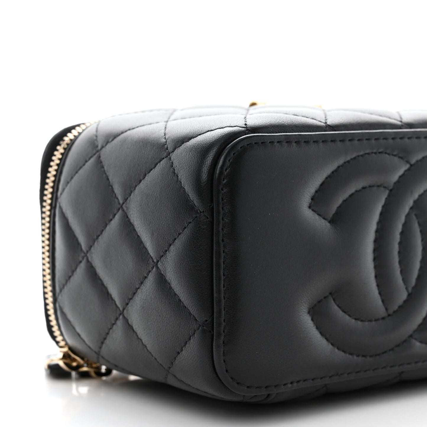 Lambskin Quilted Pick Me Up Vanity Case Black