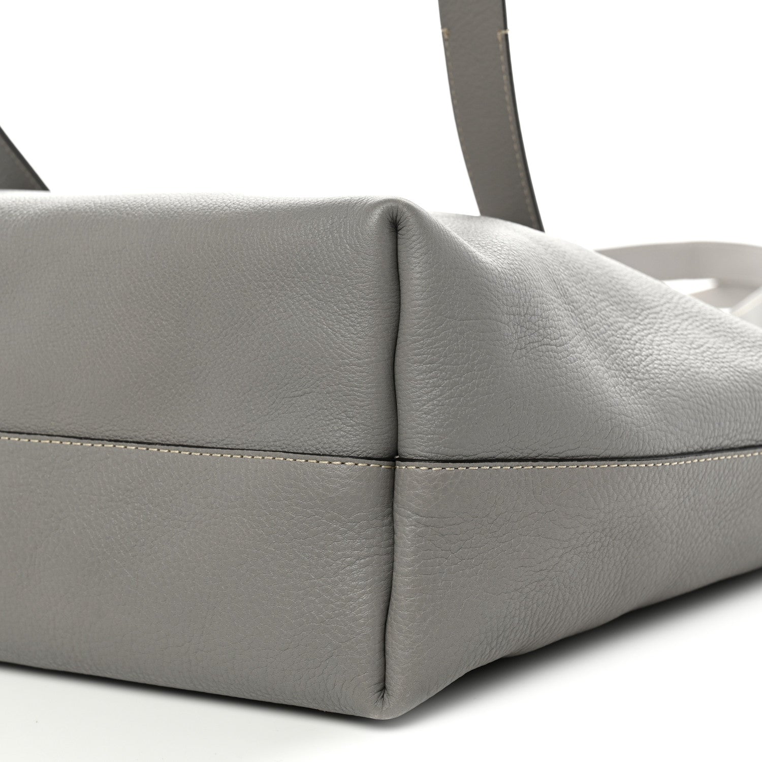 Chloe Small Grain Smooth Calfskin Medium Darryl Tote Motty Grey 9 of 10