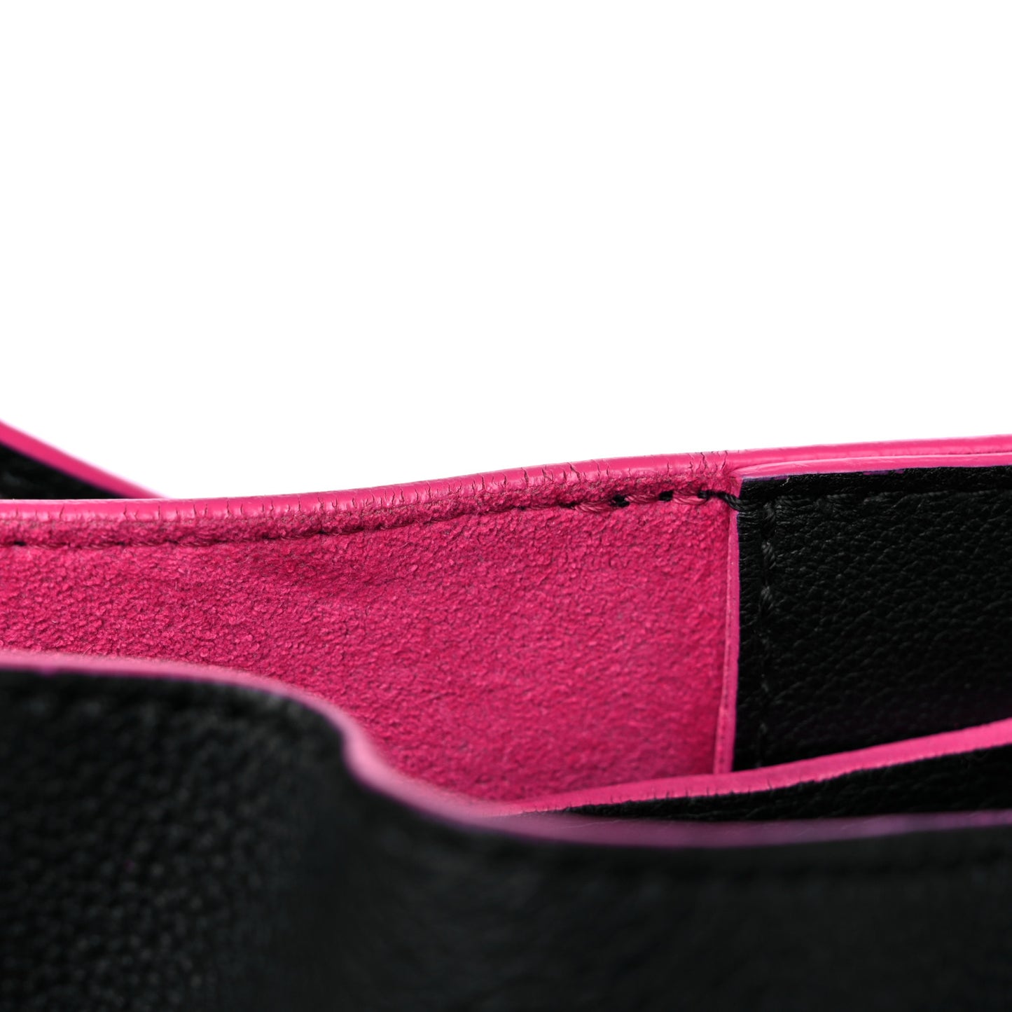 Calfskin Lockme Bucket Black
