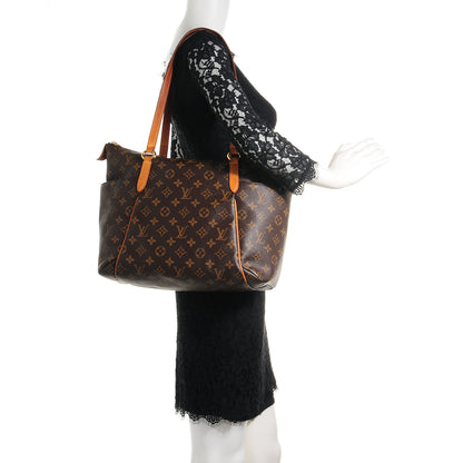 Louis Vuitton Monogram Totally MM 2 of 7