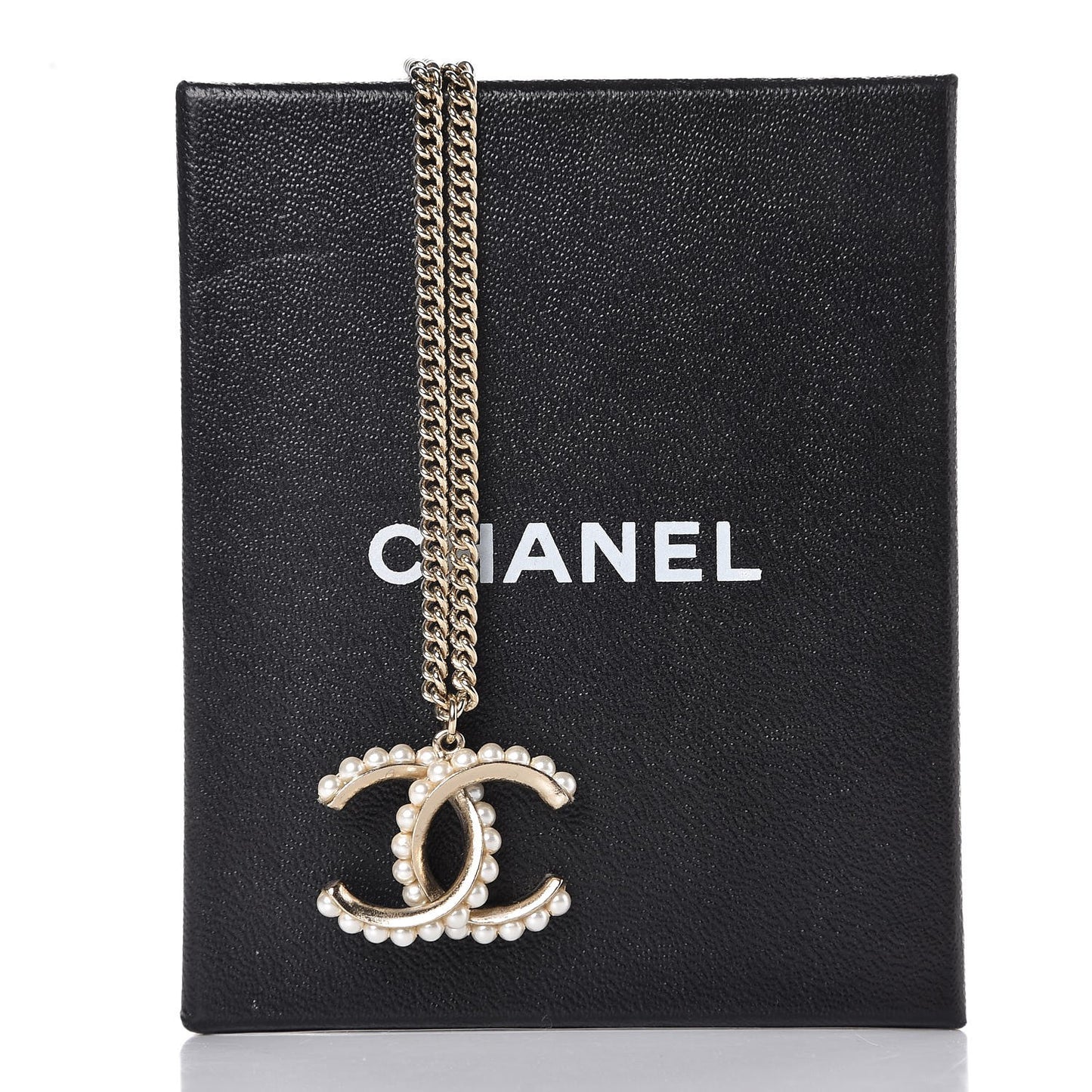 Pearl CC Pendant Necklace Gold