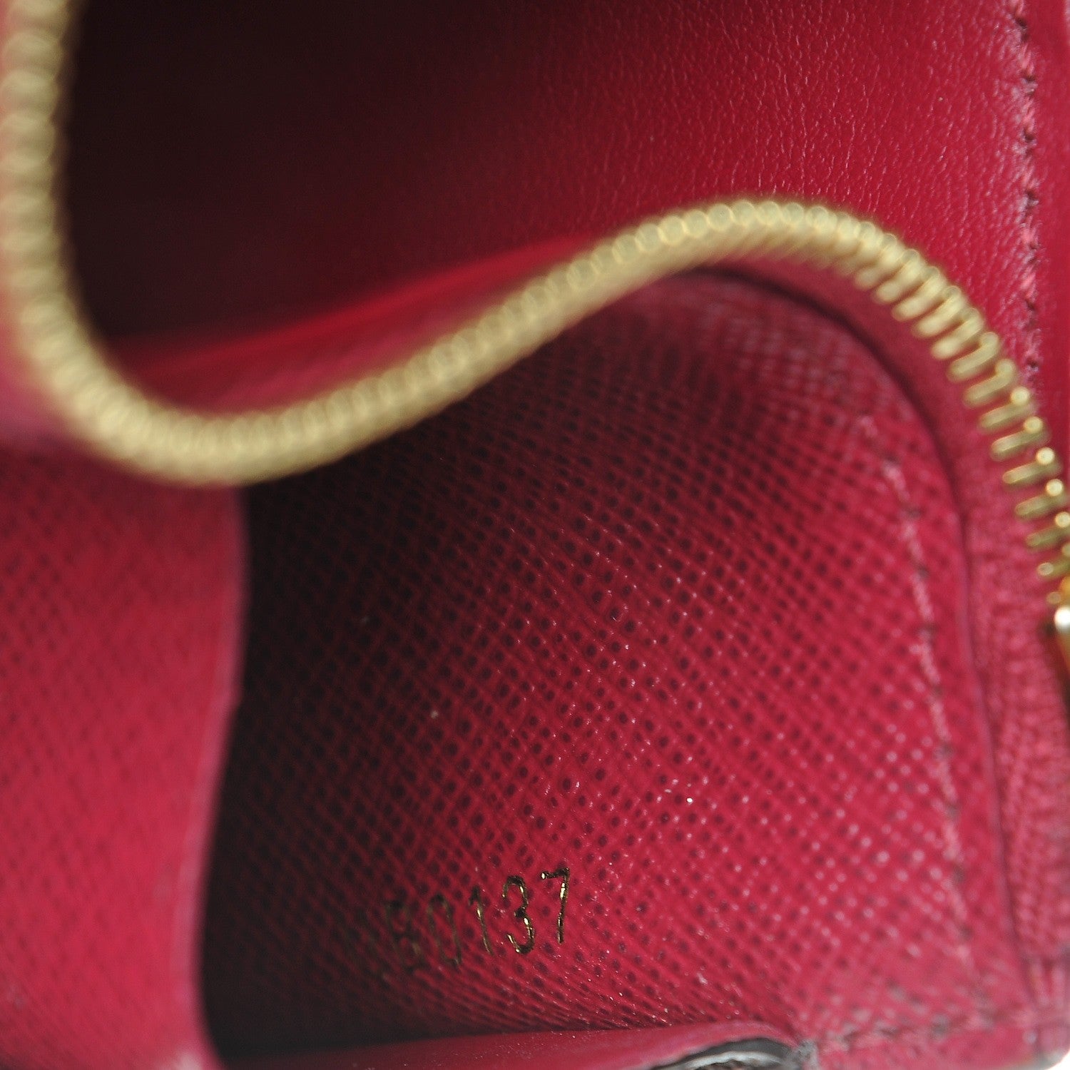 Louis Vuitton Monogram Zipped Card Holder 7 of 7