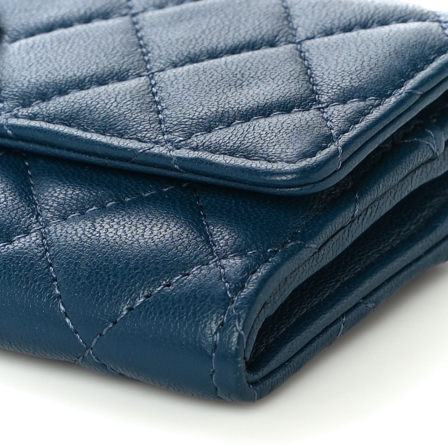 Lambskin Quilted Medium Chanel 19 Flap Wallet Dark Blue
