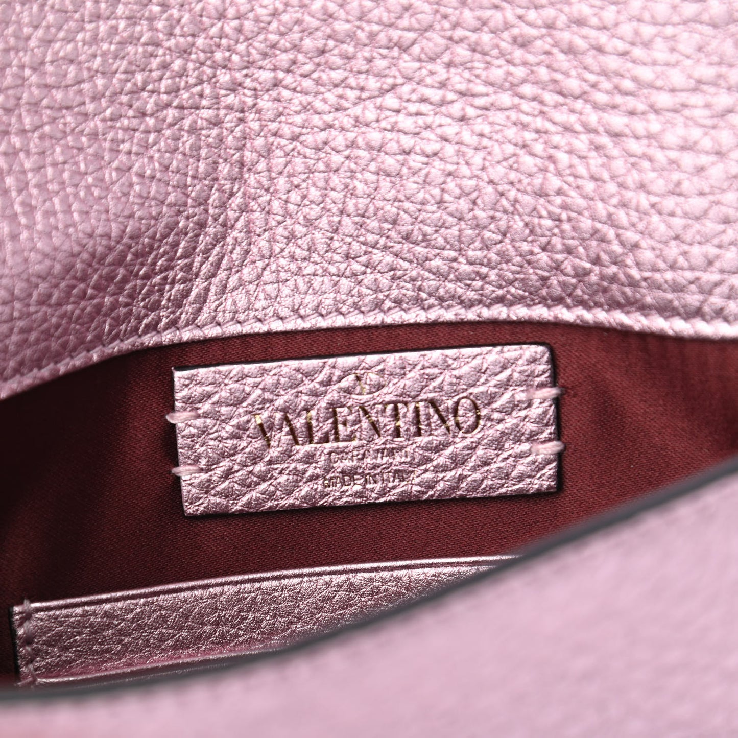 Metallic Pebbled Calfskin Medium Rockstud Envelope Flat Wristlet Pouch Giacinto