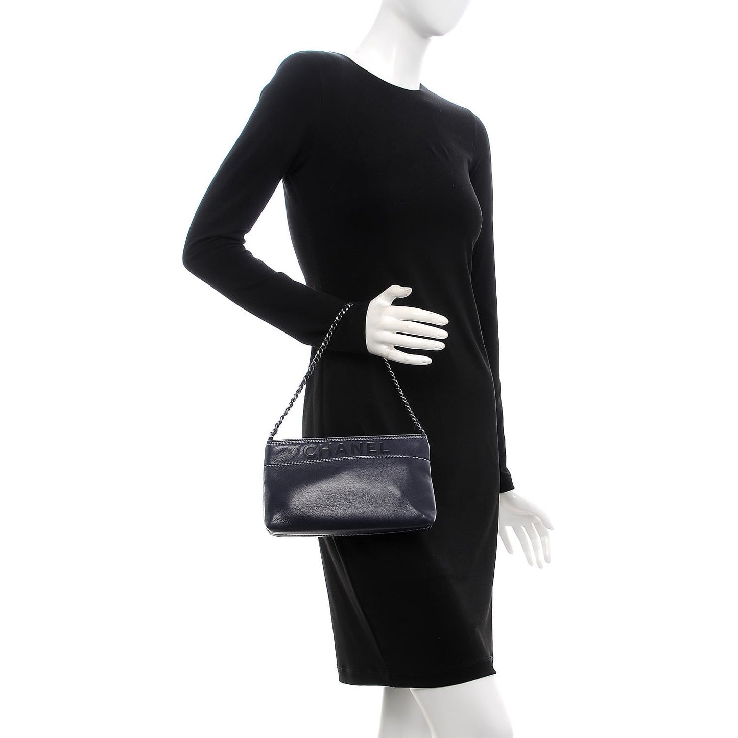 Lambskin Lax Pochette Navy