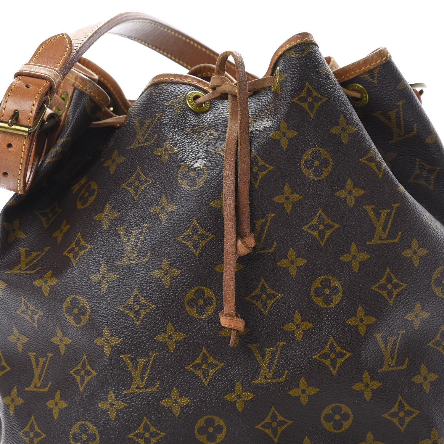 Louis Vuitton Monogram Noe 22 of 22