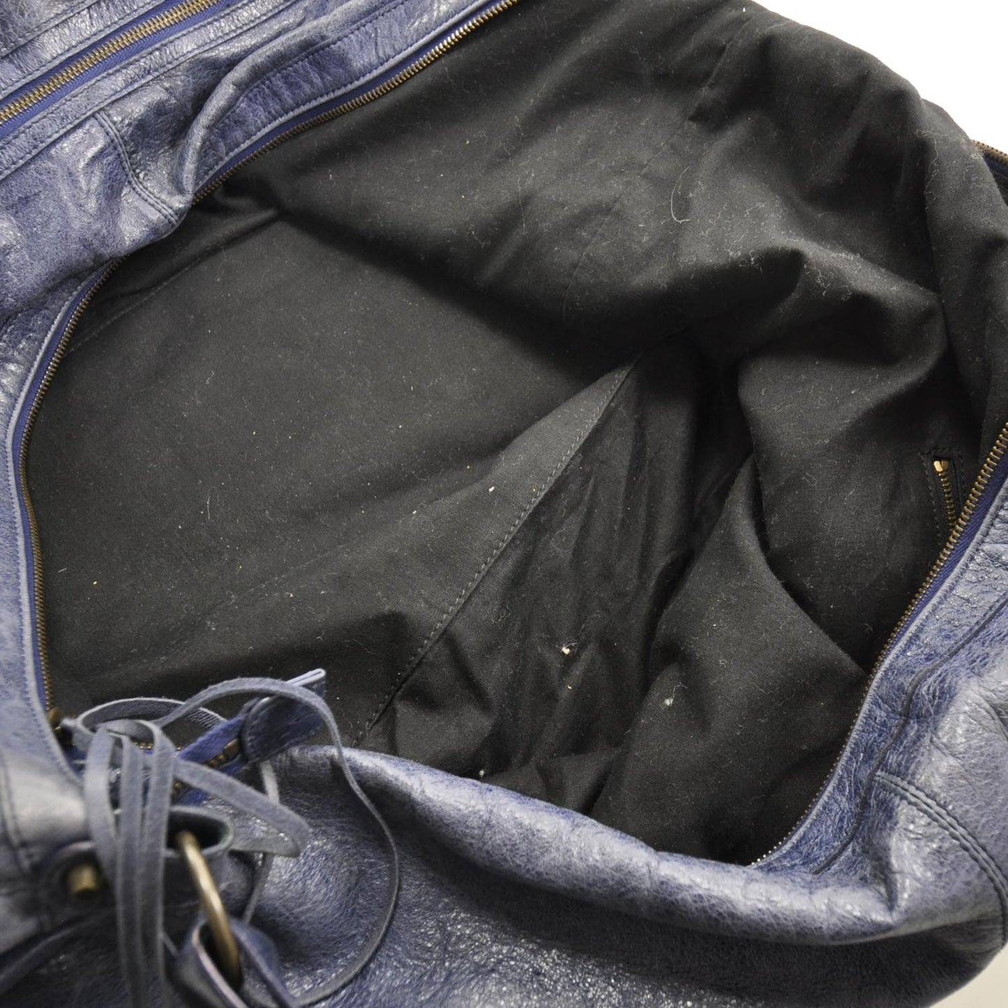 Chevre Extra Courier Hobo Ink