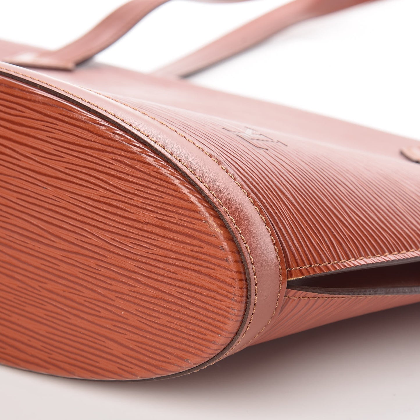 Epi Saint Jacques PM Long Straps Kenyan Fawn