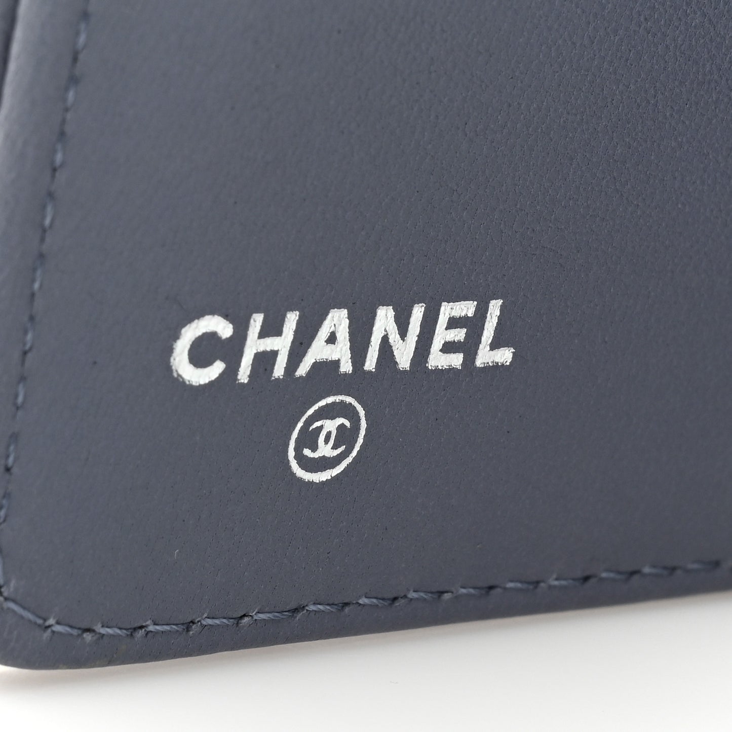 Lambskin Quilted Zipped Pocket Wallet Lavander