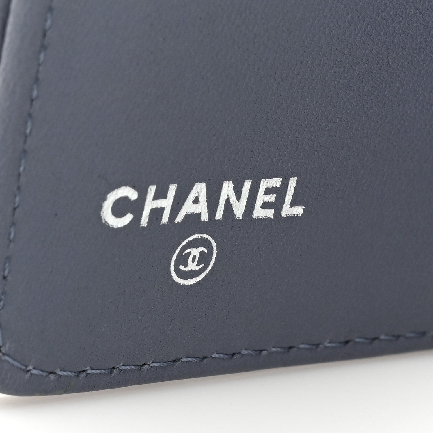 Chanel Lambskin Quilted Zipped Pocket Wallet Lavander 9 of 17
